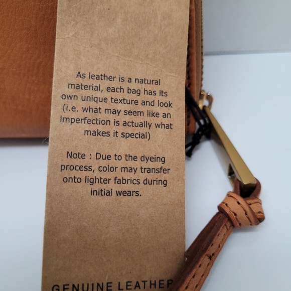 Margot NWT Brown Leather Gabby Single Zip Around Wristlet Wallet - Picture 7 of 15